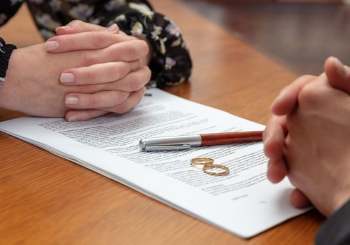 Duże zmiany w rozwodach coraz bliżej. Urząd zamiast sądu, ale jest haczyk