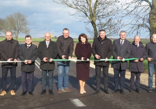 Powiat sokołowski: Oficjalne otwarcie drogi Przywózki - Węże (galeria zdjęć)