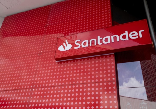 Santander zmienia się w Erste Bank Polska. Co to oznacza dla klientów?