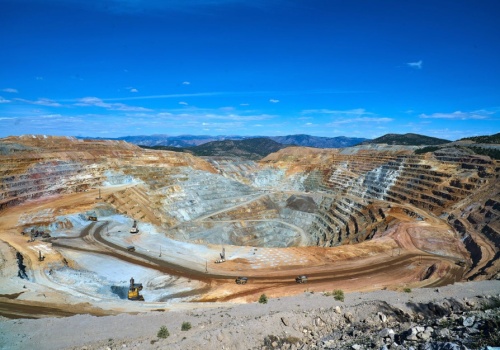 Polski bank sfinansuje leasing maszyn w amerykańskiej kopalni KGHM