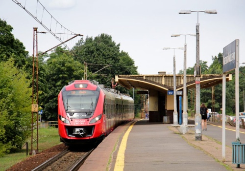 Wstrzymanie ruchu pociągów na linii otwockiej od 12 kwietnia