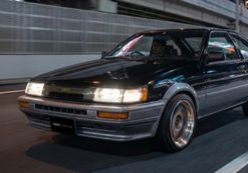 Tom’s Racing odświeża kultową Toyotę AE86. Nie jest tanio