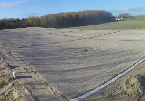 Kopią dziury i wypełniają je wodą. Zaskakujące rozwiązanie, które pozwala obniżyć ceny energii