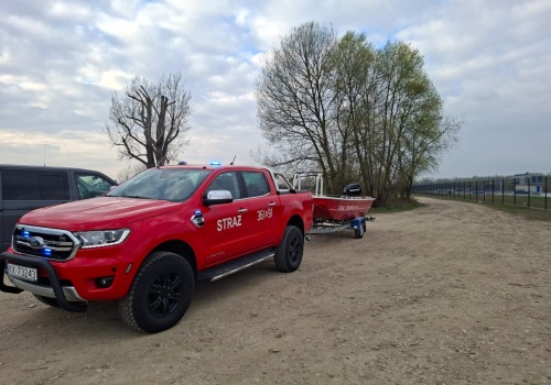 Tragedia nad Dunajcem w Ostrowie. Strażacy wyłowili ciało z rzeki