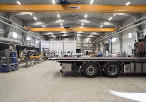 Hala stalowa jako decyzja strategiczna, nie zakup katalogów?