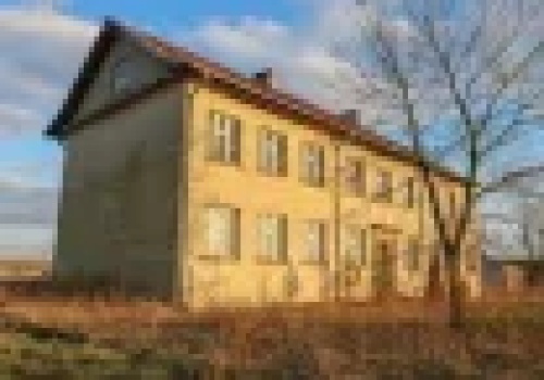 Zamykanie szkół przyspiesza wyludnianie polskich wsi