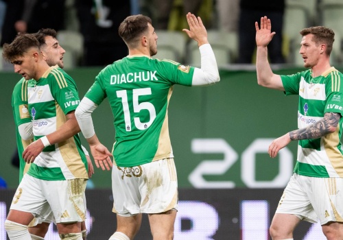 Najlepszy w ekstraklasie atak Lechii Gdańsk zmierzy się w Płocku z najszczelniejszą defensywą ligi