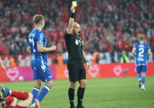 Marciniak i trzech innych polskich sędziów wśród nominowanych na mundial