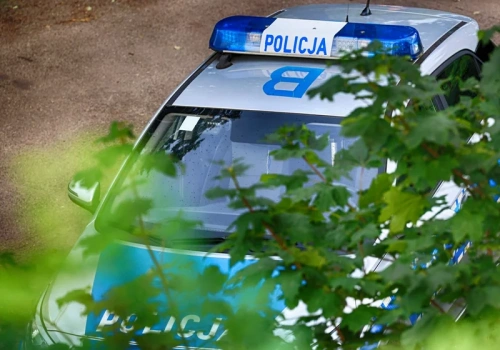 Wypadek na lotnisku w Zielonej Górze. Paralotniarz spadł z wysokości