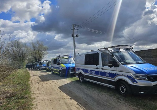 „Porwany i udręczony”. Poszukiwany 23-latek z Ciechanowa nie żyje. Pięć osób z zarzutami
