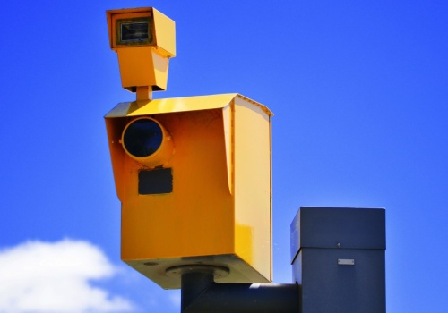 Niemcy odkryli prawdę o fotoradarach. Powyżej 320 km/h działa inna zasada