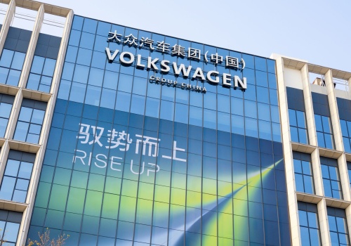 Ofensywa Volkswagena na Wschodzie. Niemiecki gigant łączy siły z azjatyckimi markami