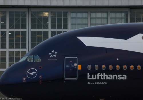 Zaczęło się 10 kwietnia. Masowo odwołują loty, w tym dziesiątki połączeń z Polską