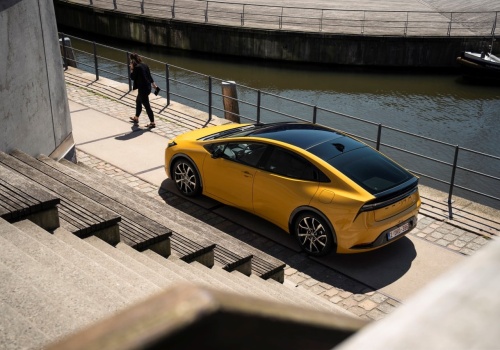 Toyota obniża ceny Priusa