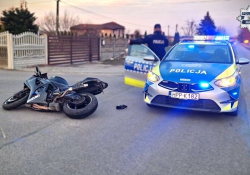 Brawurowy pościg za pijanym motocyklistą. Kierowca stracił nie tylko pieniądze