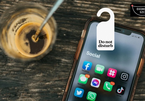 Twój smarfon odciąga uwagę, nawet gdy z niego nie korzystasz