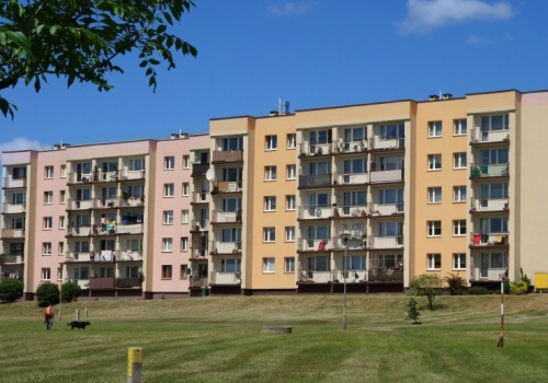 400 zł dodatku do czynszu. W 2026 r. pieniądze dla większej grupy