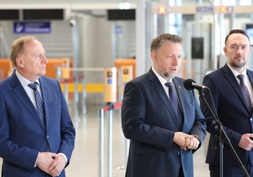 Wiceszef MSWiA z nową misją. Chodzi o system bezpiecznej łączności