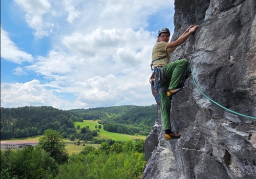 Nowy rejon wspinaczkowy w Polsce — Kamieniołom Miłek w Górach Kaczawskich