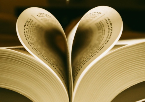 Kogo czytają Polacy? Tylko dwie kobiety w ścisłej czołówce