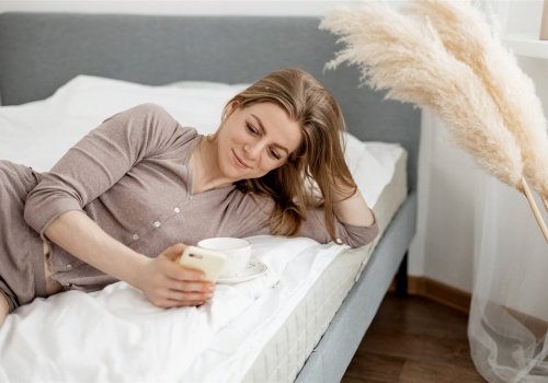 Rosnące koszty życia zmieniają decyzje zakupowe. Ale na śnie wciąż nie warto oszczędzać