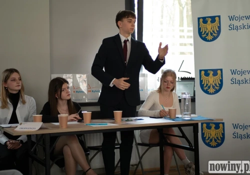 Debata zamiast lekcji. Uczniowie z regionu zmierzyli się na argumenty