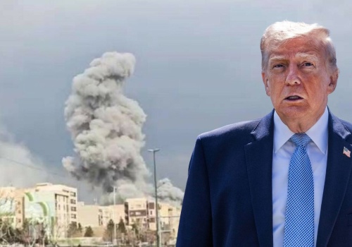 Przed kluczowymi rozmowami Trump uderza w Iran. 