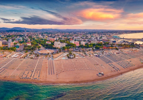 Relaks nad Adriatykiem 🌊🇮🇹 Loty i noclegi w 4* hotelu w Rimini za 499 PLN 🔥
