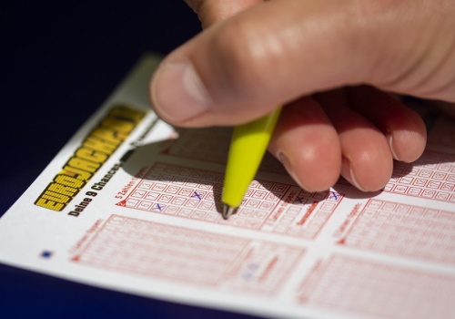 Polak zgarnął sporą sumę w Eurojackpot, ale zabrakło mu jednej liczby! Kumulacja rośnie