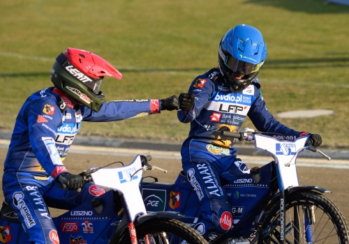 Pogrom i deklasacja na inaugurację żużlowej PGE Ekstraligi
