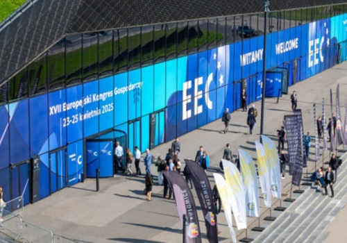 Coraz więcej opcji przemieszczania się, ale rosną też potrzeby. O mobilności na EEC 2026