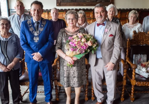Anna i Zenon Smaglinscy z medalami za długoletnie pożycie małżeńskie