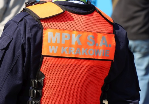 Utrudnienia w Krakowie. Tak pojadą tramwaje i autobusy 12 kwietnia