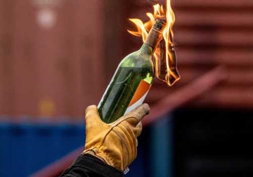 San Francisco: posiadłość szefa OpenAI zaatakowana koktajlem Mołotowa