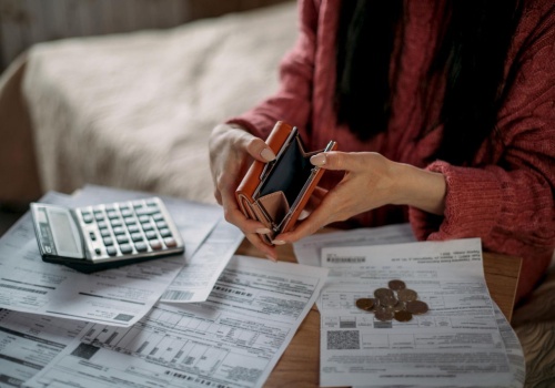 Tyle trzeba zarabiać w Polsce. 5 tys. zł to dziś za mało