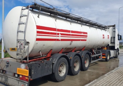 Zatrzymano cysternę z litewską śmietaną. 24 tony do utylizacji