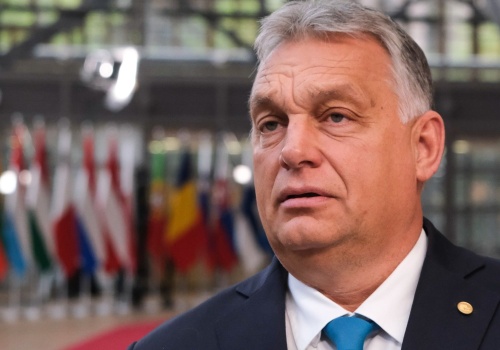 #CyberMagazyn: Wybory na Węgrzech pod wpływem Rosji. Tak Kreml wspiera Orbána