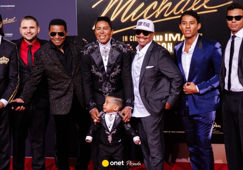 Rodzina Michaela Jacksona prawie w komplecie. Siostry i córka wielkimi nieobecnymi