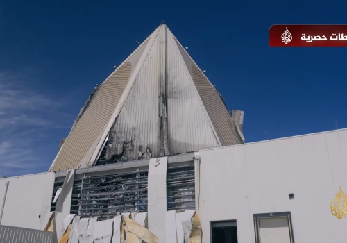 Pokazano uszkodzony przez Iran radar wczesnego ostrzegania AN/FPS-132 UEWR Block 5