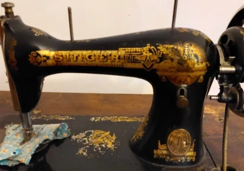 Oczywista Nieoczywistość – Odgłos. Maszyna do szycia czy krajalnica do chleba