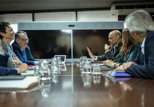 Przełom w sprawie lotnisk: rząd centralny siada z Kanaryjczykami do stołu