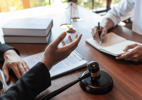 Przedawnienie długów to mit? Ekspert wyjaśnia, które zobowiązania zostają na lata