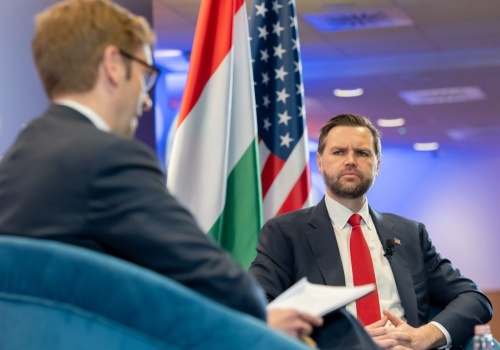 Nie tylko Rosja. Jak Węgrzy układają się z Amerykanami?