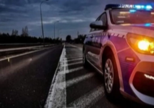 44-latka szła w nocy drogą ekspresową tuż obok pędzących aut. Chciała dojśc pieszo do Lublina...