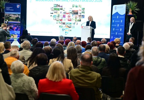 Oficjalna inauguracja sezonu turystycznego przez Urząd Marszałkowski Województwa Świętokrzyskiego podczas targów SLOWTRAVEL