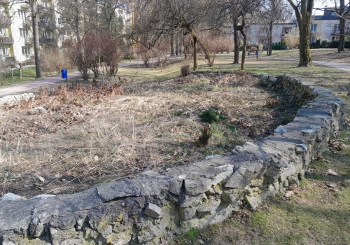 Przed laty była to jedna z największych fontann w Lublinie. Mieszkańcy walczą o przywrócenie jej świetności