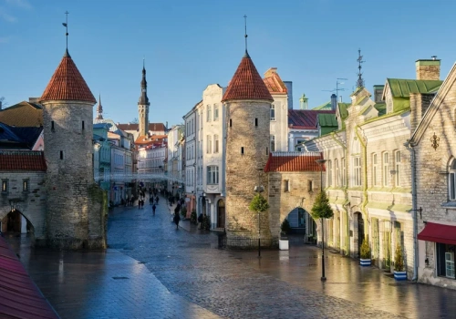 To niedocenione miasto staje się turystycznym hitem. Z Polski dolecimy w mniej niż 2 godziny