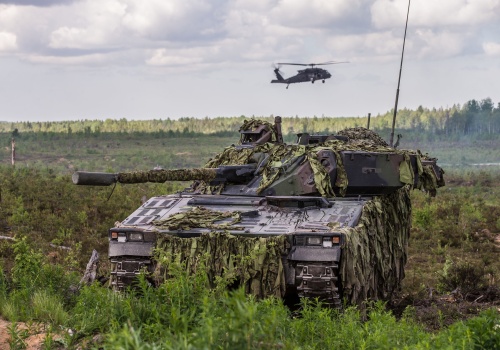 Estonia wstrzymała zakup nowych bojowych wozów piechoty
