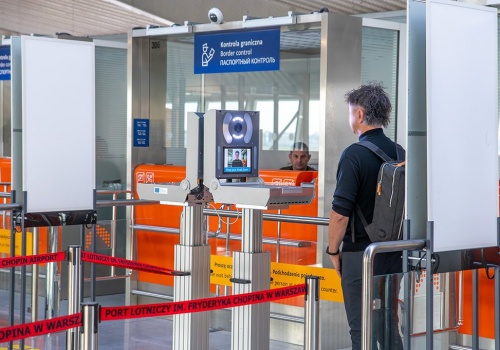 Rewolucja na warszawskim Okęciu. System Entry/Exit działa już w pełni