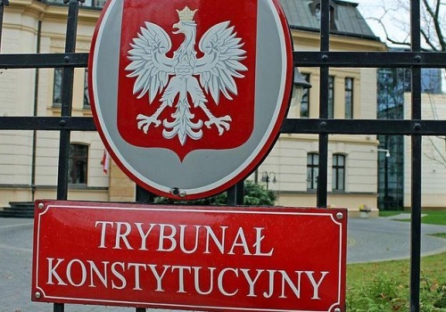 Jak zaczął się spór o Trybunał Konstytucyjny? Przypominamy całą historię